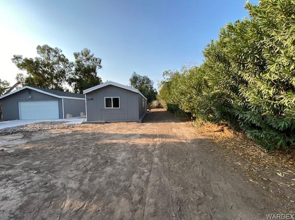 2047 E Mustang Dr, Mohave Valley, AZ 86440