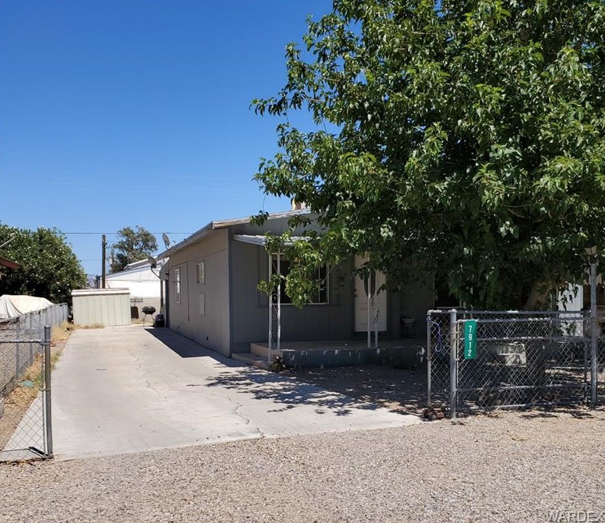 7912 S Meadowlark St, Mohave Valley, AZ 86440