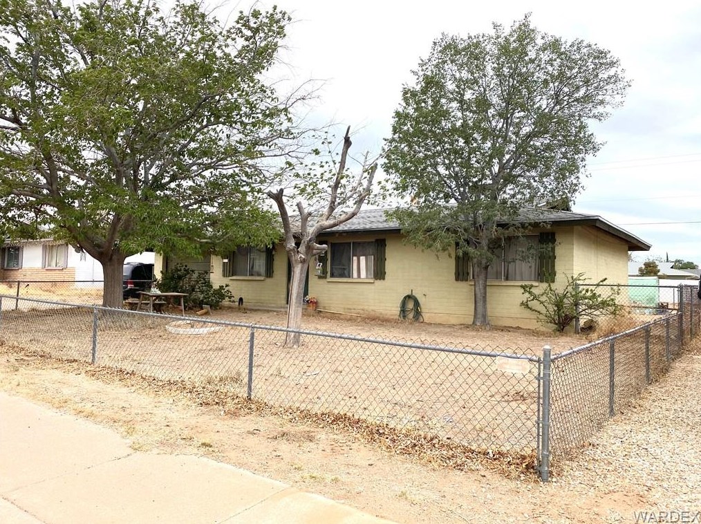 2614 Georgia Ave, Kingman, AZ 86401-6407