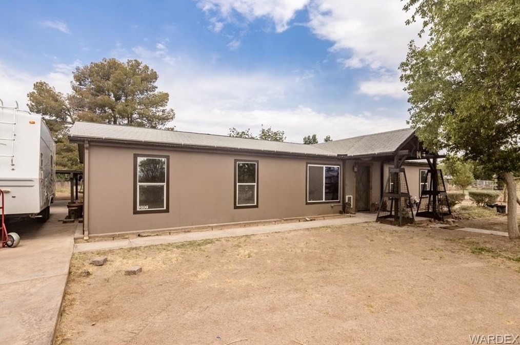 2117 E Regents Rd, Mohave Valley, AZ 86440