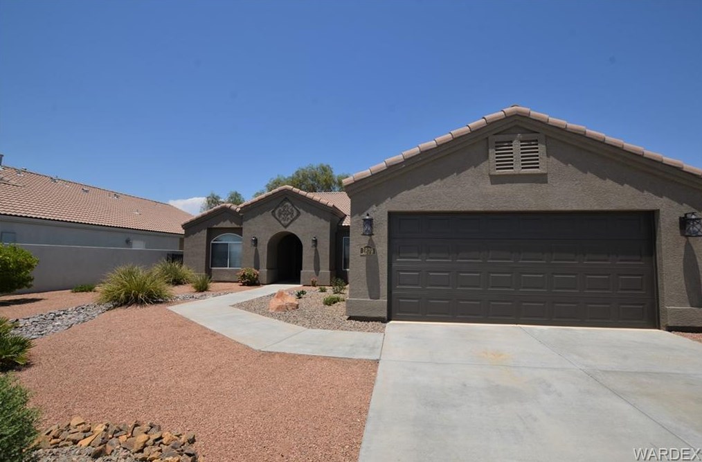 1879 Ne Lipan Blvd, Bullhead City, AZ 86426