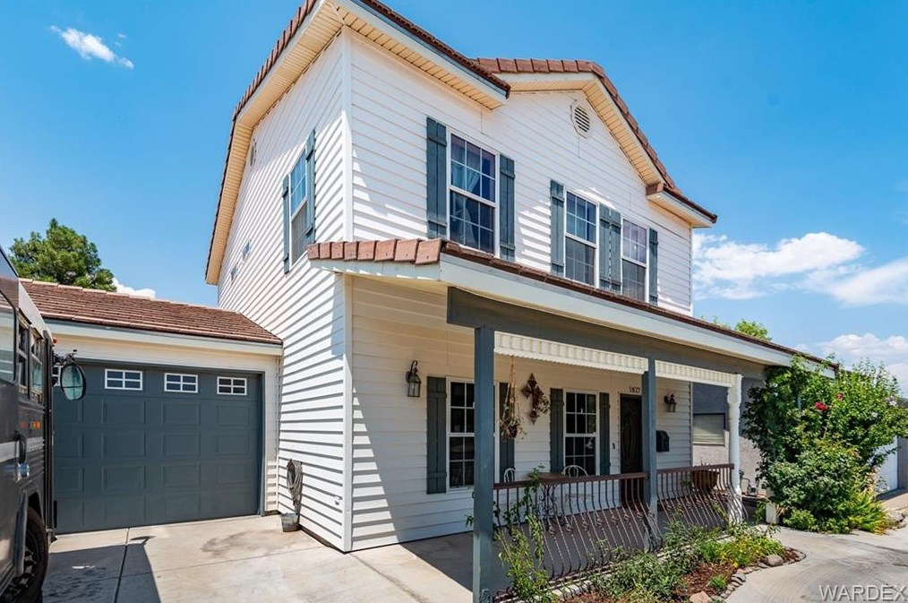1827 Gates Ave, Kingman, AZ 86401-4017