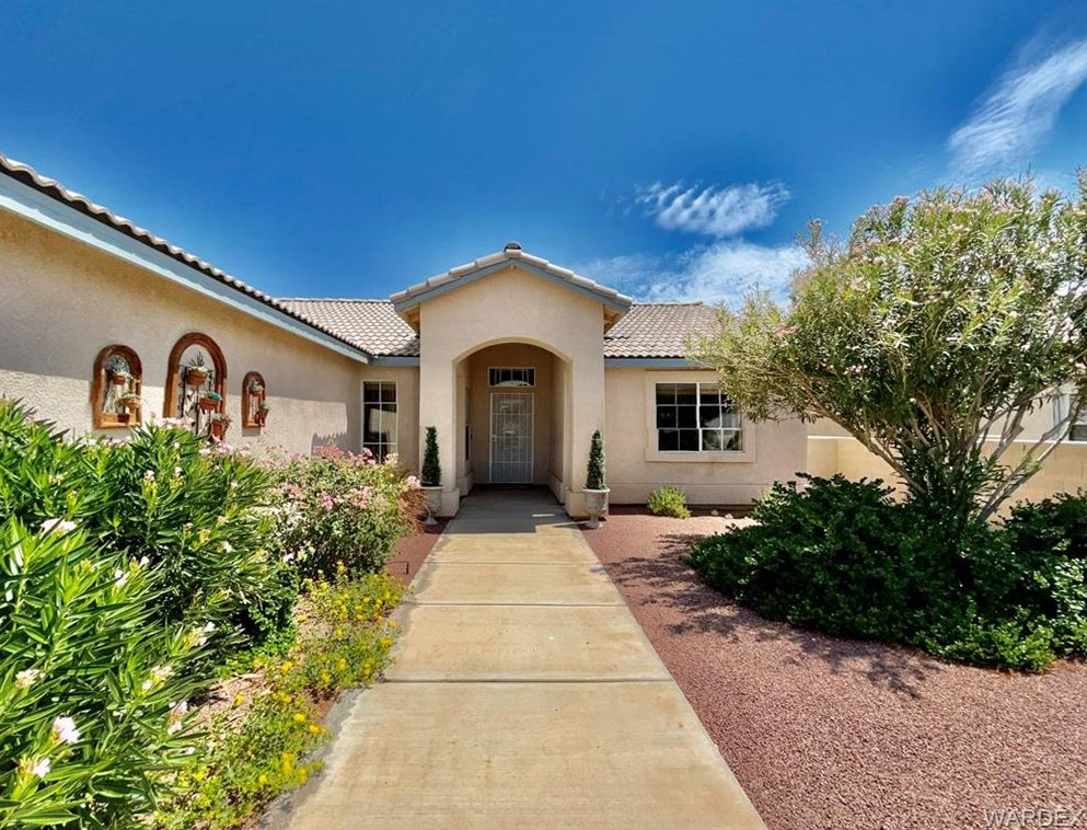 2442 E Brittlebush Dr, Mohave Valley, AZ 86440