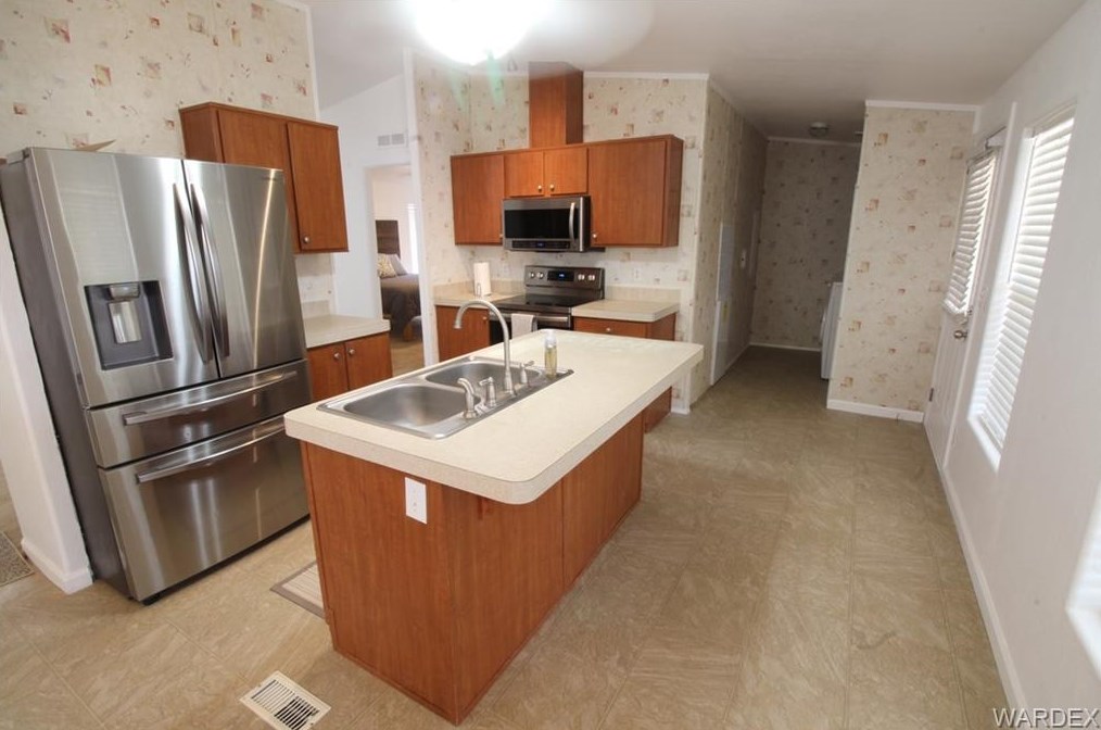 3459 Lochiel Rd, Kingman, AZ 86413-7995