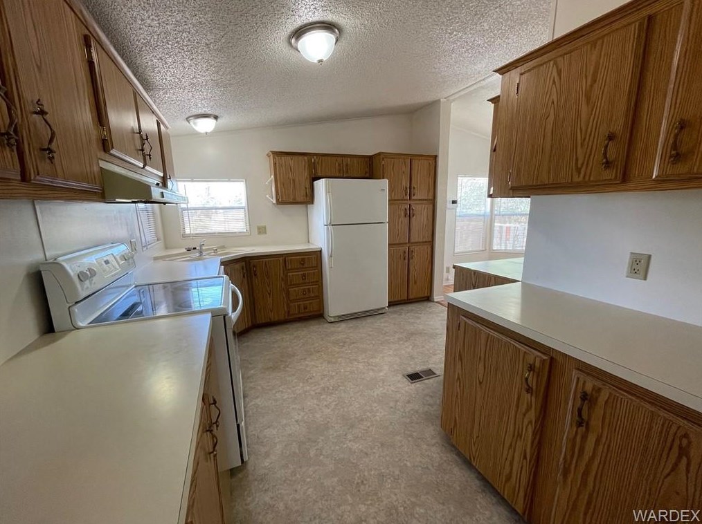 2640 Snavely Ave, Kingman, AZ 86409-1422