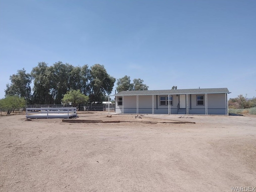 3250 E Deadwood Dr, Mohave Valley, AZ 86440