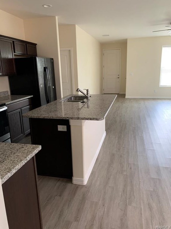 1827 Chicago Ave, Kingman AZ  86401-4012 exterior