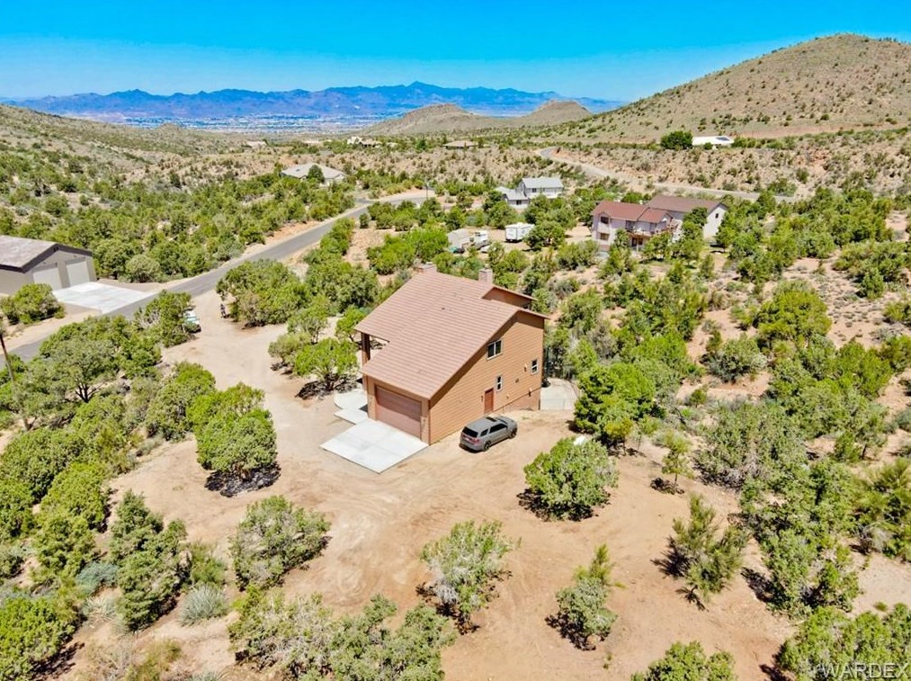 2740 Lazy Y U Dr, Kingman, AZ 86401-6541
