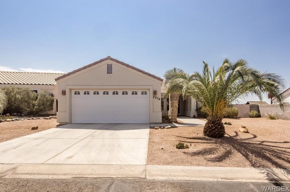 2274 E Willowleaf Dr, Mohave Valley, AZ 86440