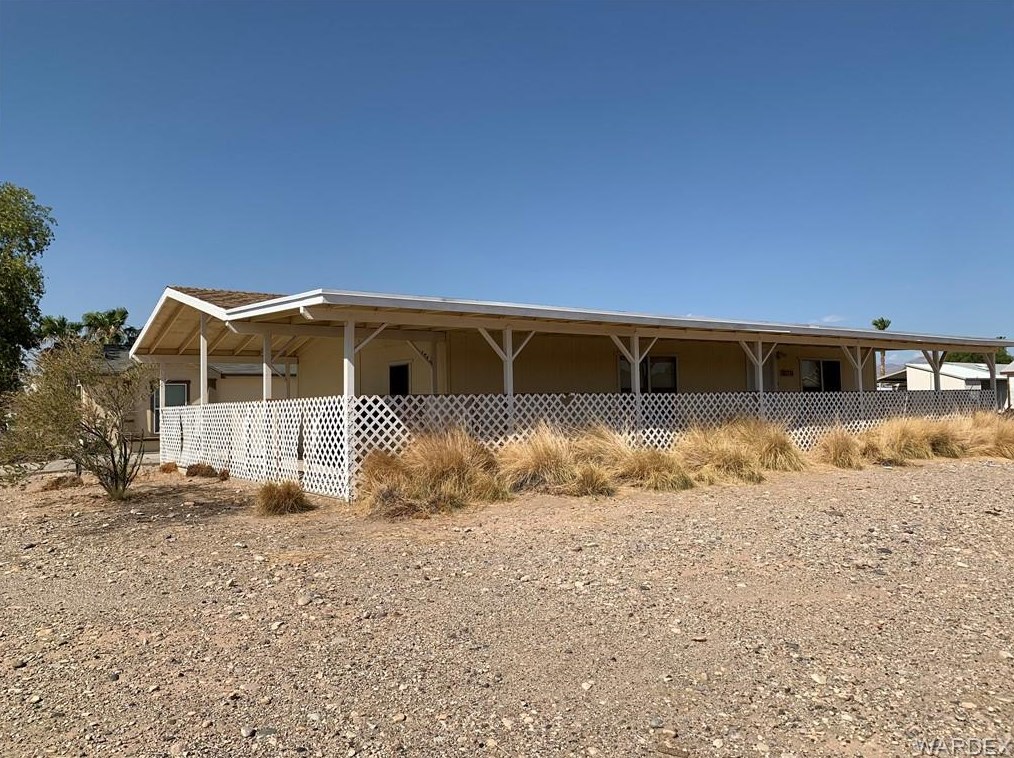 1744 Taylor Rd, Bullhead City, AZ 86442