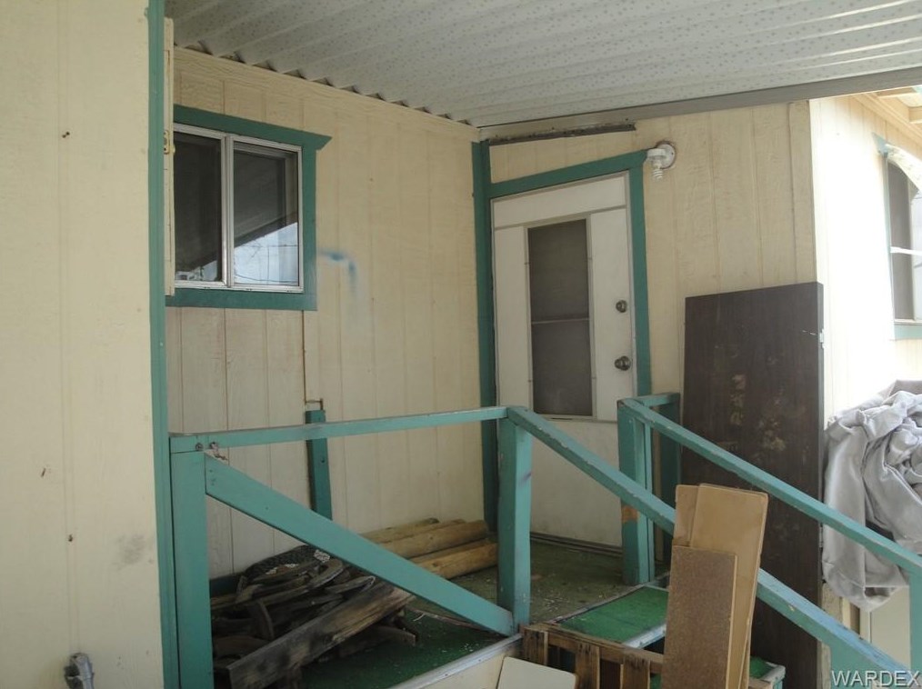 1775 Devlin Ave, Kingman AZ 86409-2204 exterior