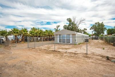 2218 E Mustang Drive - Photo 1
