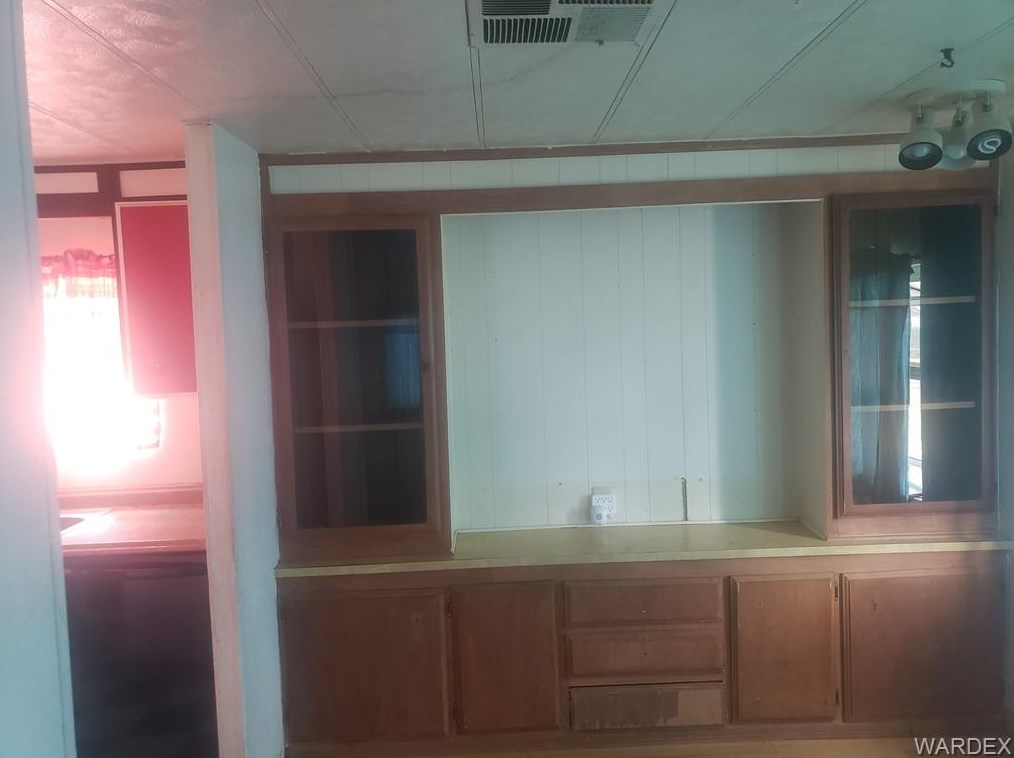 2570 Devlin Ave, Kingman AZ 86409-2208 exterior