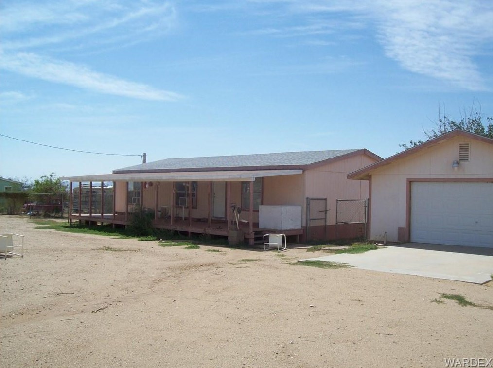 3905 Araby Rd, Kingman, AZ 86413-8532
