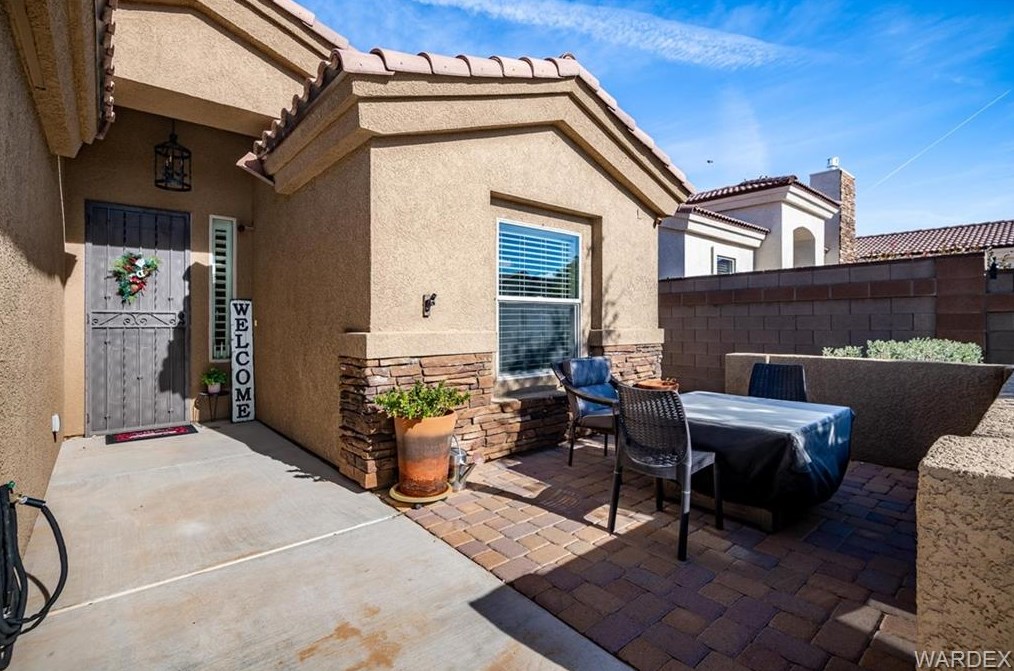 3393 Karen Ave, Kingman, AZ 86401-6484