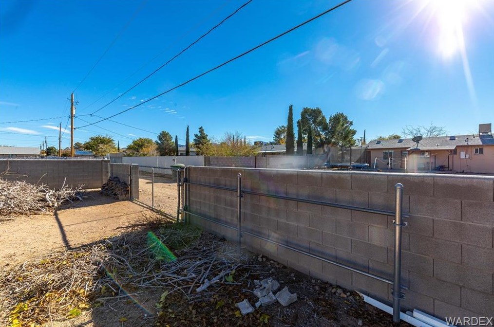 2526 Southern Ave, Kingman AZ 86401-5313 exterior