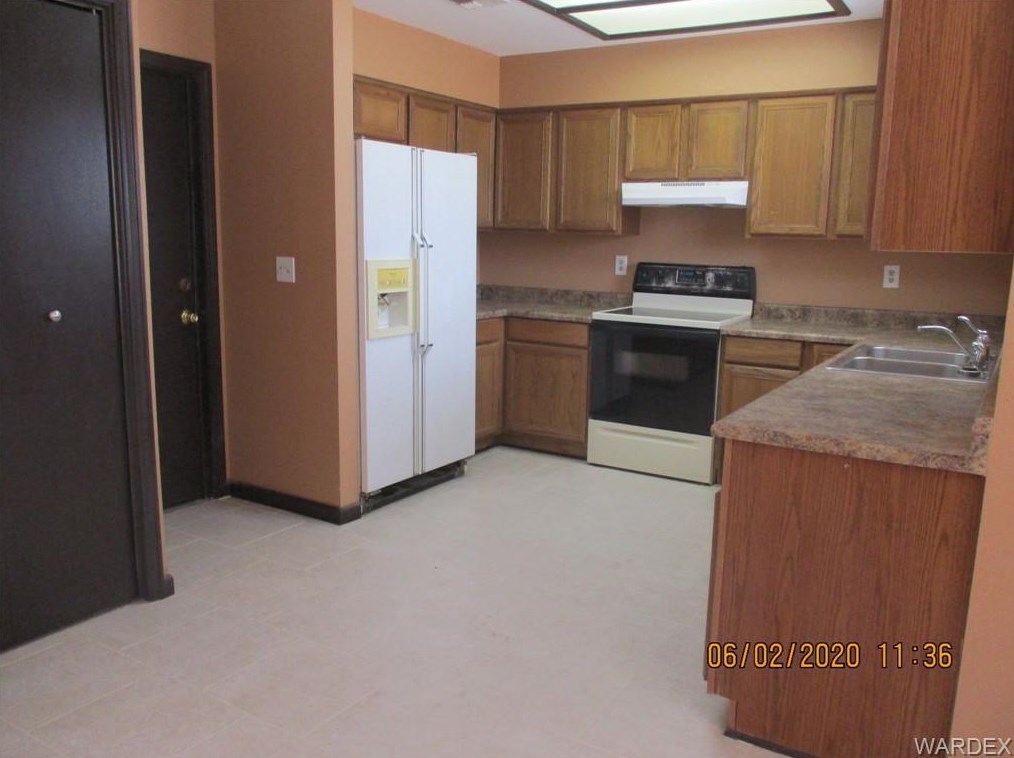 8710 S Sycamore St, Mohave Valley, AZ 86440