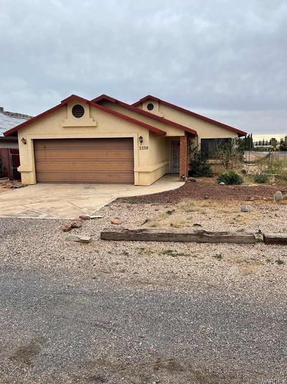 2250 Mcvicar Ave, Kingman, AZ 86409-1371