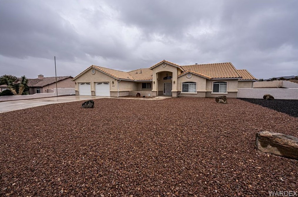 1332 Storm Cloud Dr, Kingman, AZ 86409-1164