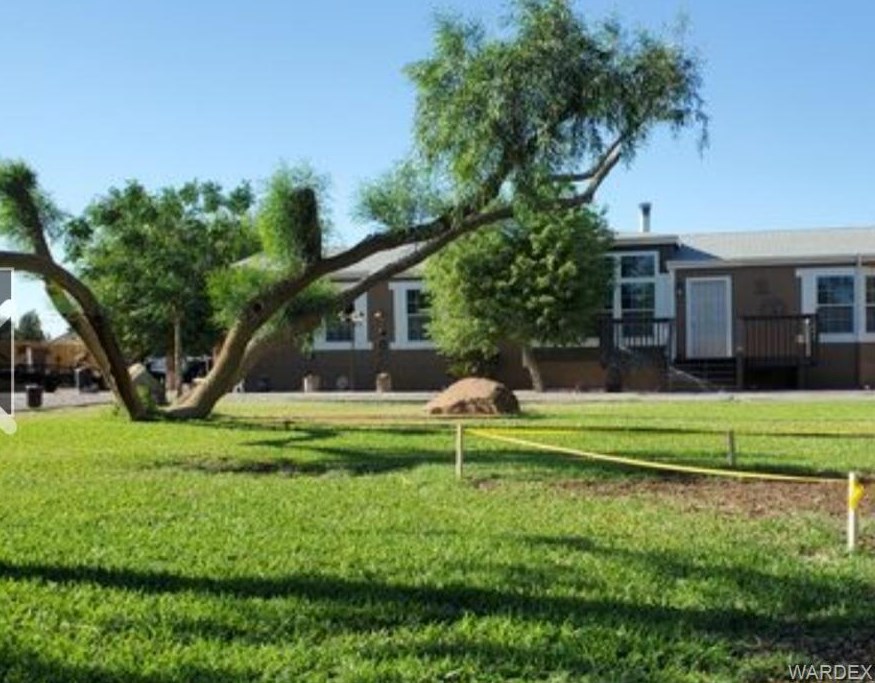 1643 E Valley Dr, Mohave Valley, AZ 86440