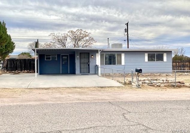 2522 Lillie Ave, Kingman, AZ 86401-6430