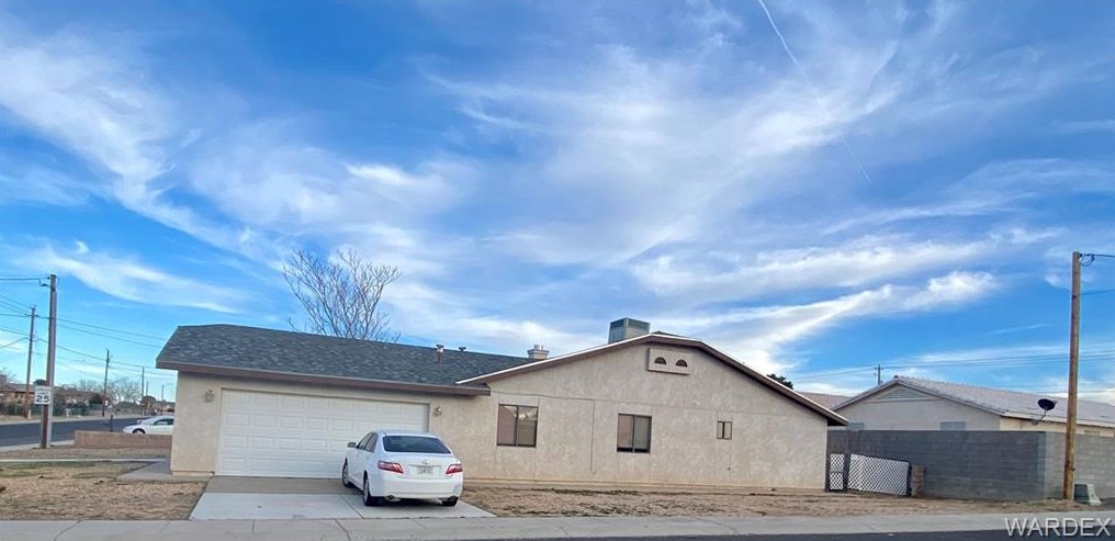 2804 Louise Ave, Kingman, AZ 86401-5225