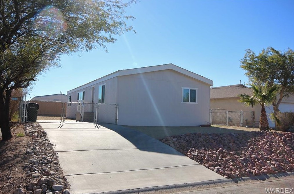 976 Citrus St, Bullhead City, AZ 86442