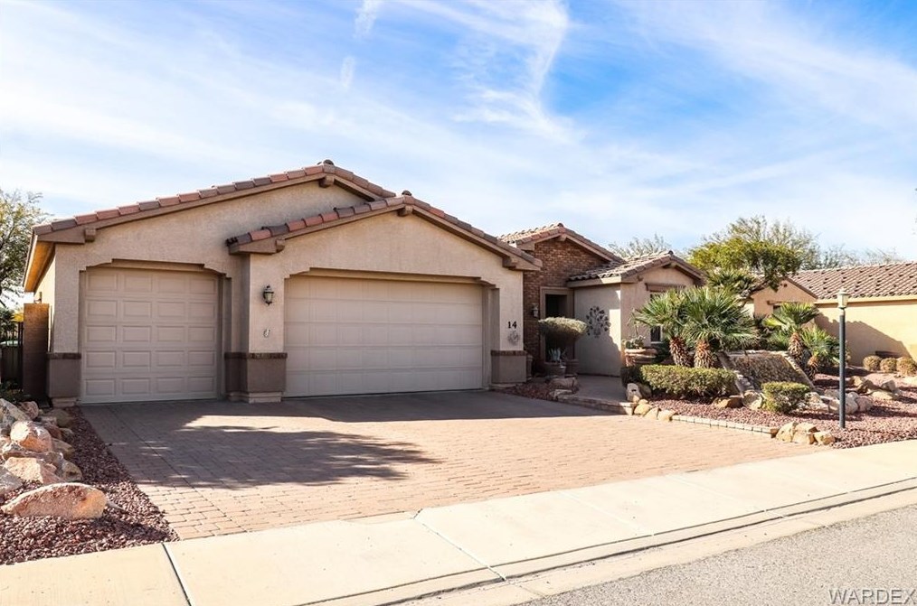 14 Torrey Pines Dr, Mohave Valley, AZ 86440