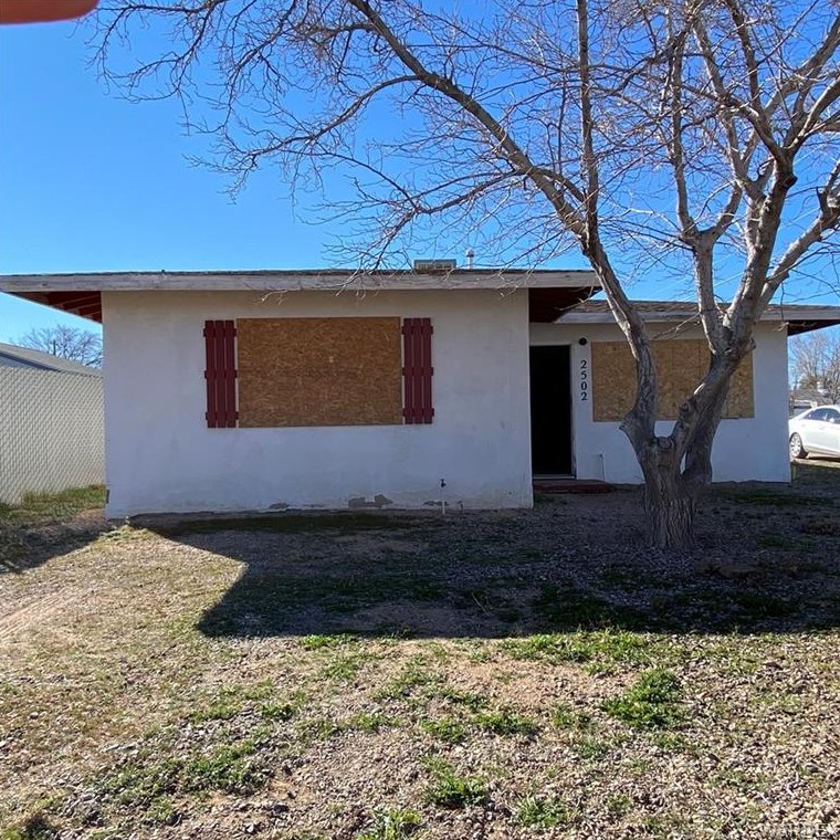 2502 Phoenix Ave, Kingman, AZ 86401-6334