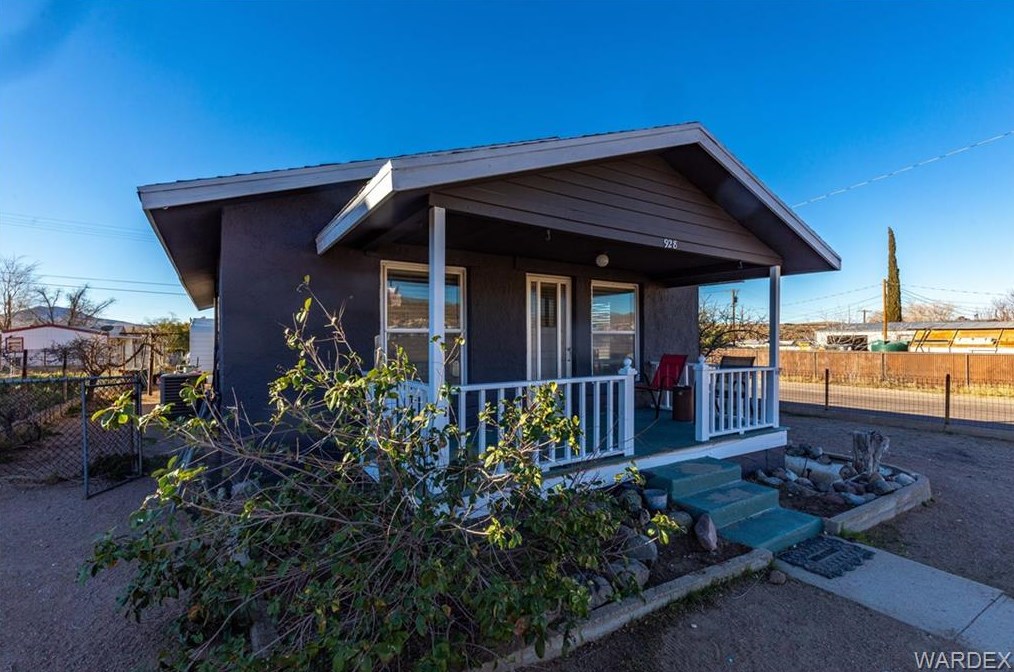 928 Topeka St, Kingman, AZ 86401-6041