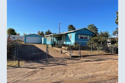 2100 E Northfield Avenue - Photo 1