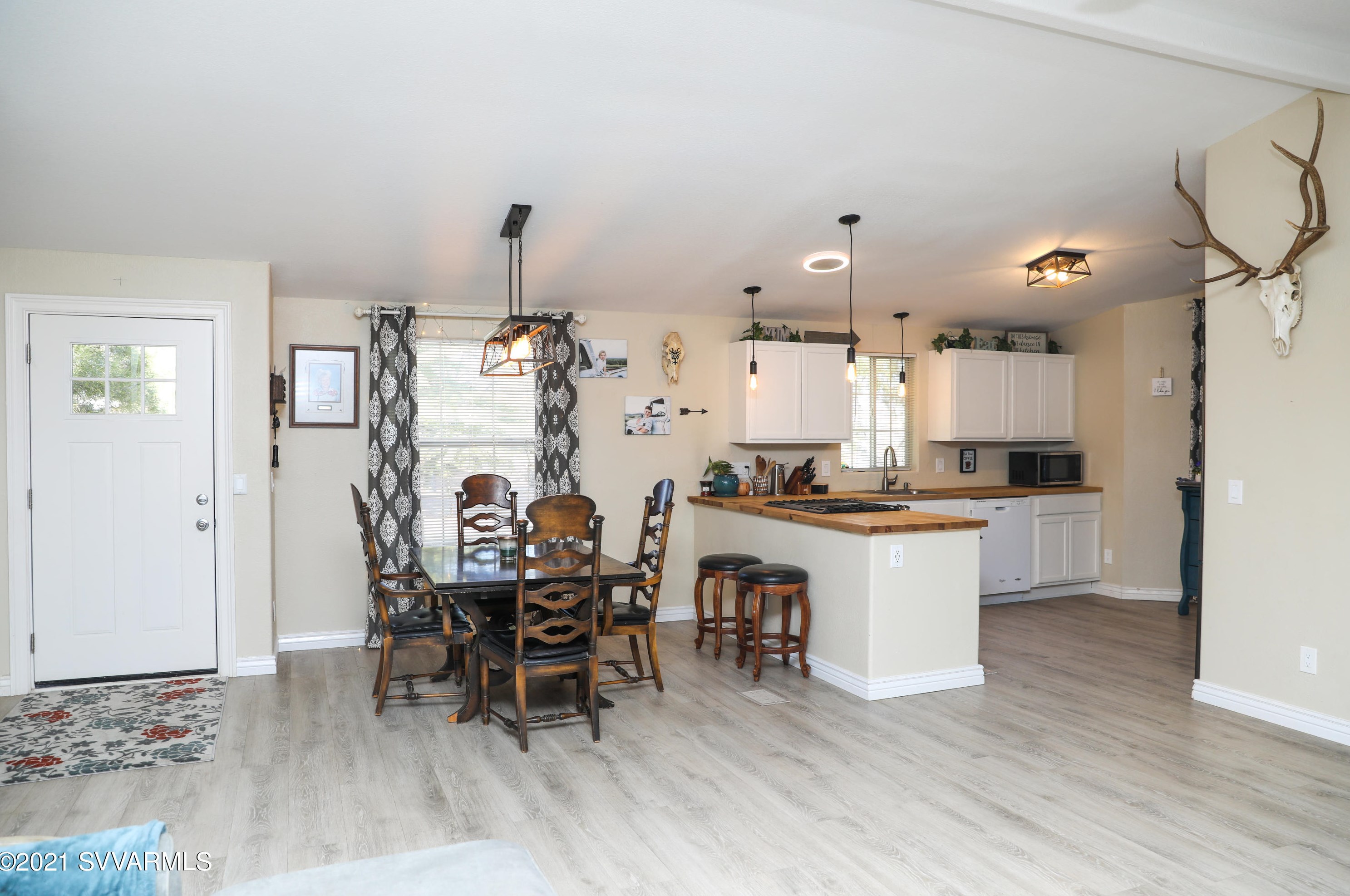 599 Mingus Shadows Dr, Clarkdale, AZ 86324-3339