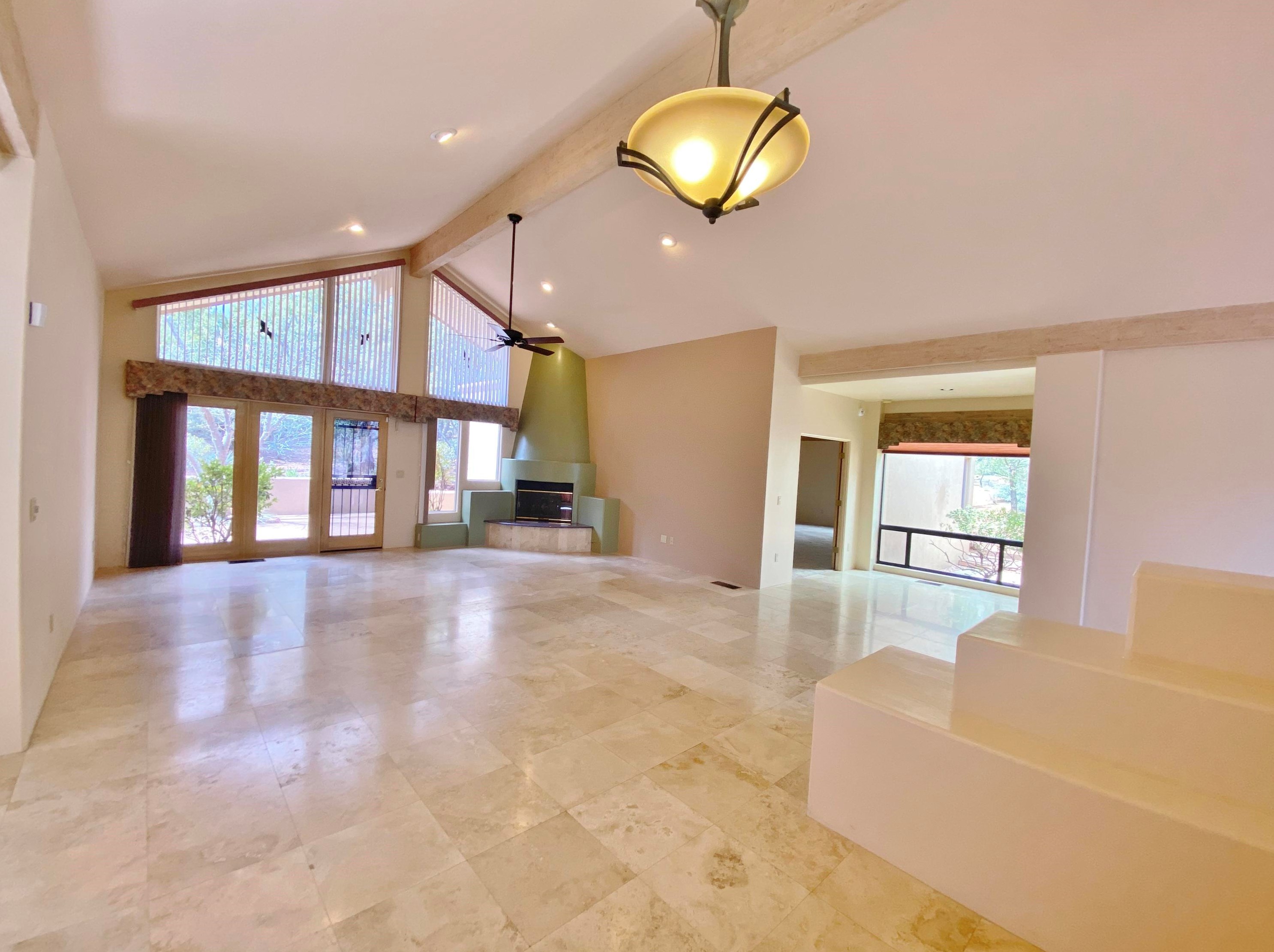 105 Blue Jay Dr, Sedona, AZ 86336