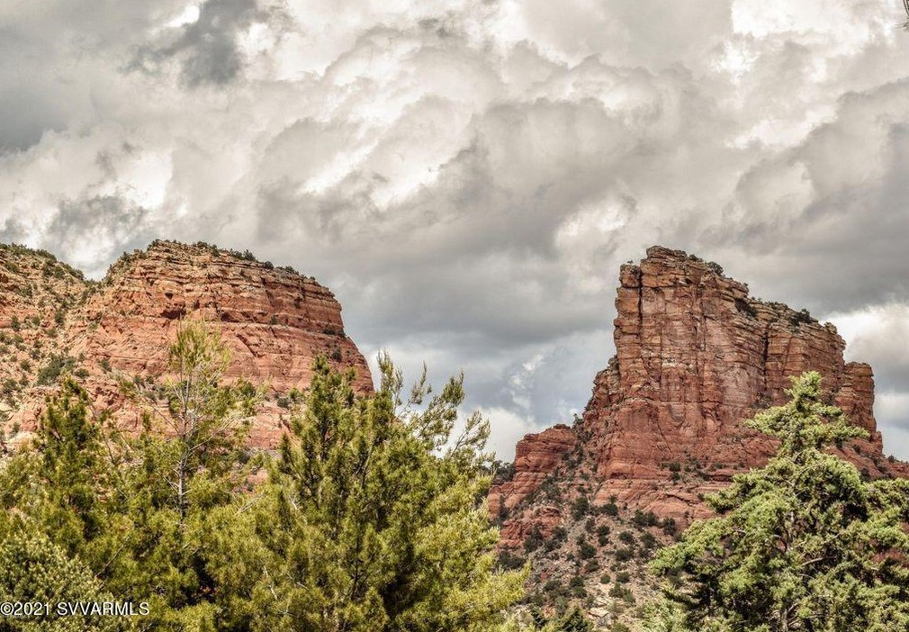 10 Montazona, Sedona, AZ 86351