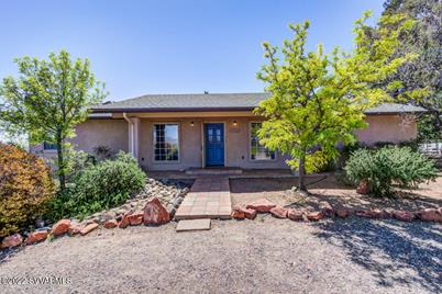 1615 Carpenter Lane - Photo 1
