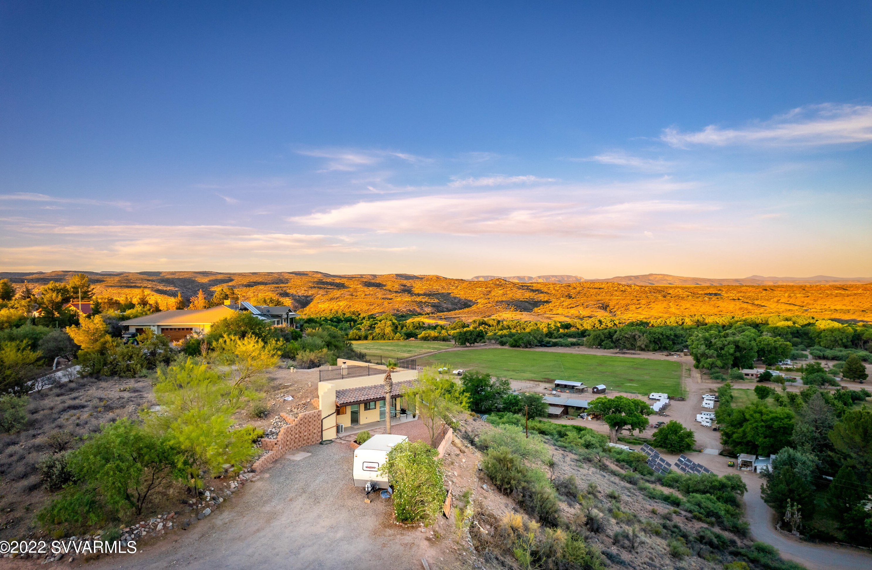695 Cliffside Dr, Clarkdale, AZ 86324-3142