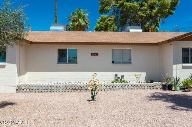 1542 Turquoise Ave, Phoenix, AZ 85020-1852