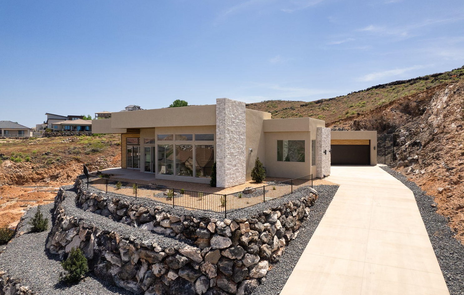 2521 250, Apple Valley, UT 84737