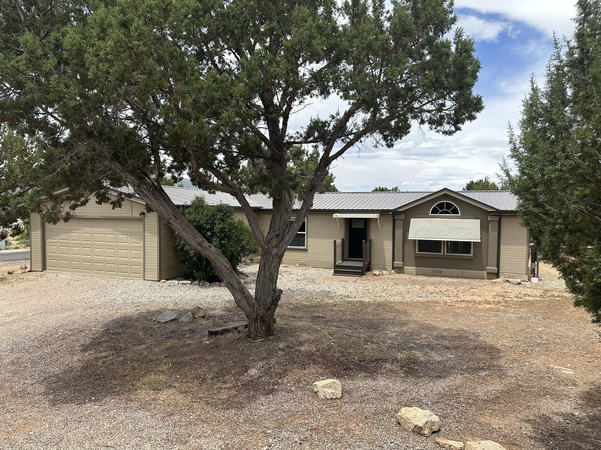 163 3900, Chekshani Cliffs, UT 84757-5118