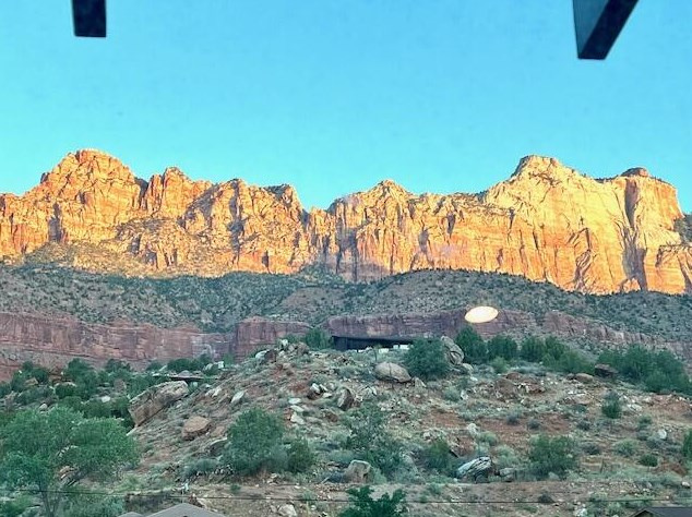 1775 Zion Park Blvd # 3, Springdale, UT 84767