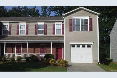 6335 Ziegler Ln 139b Charlotte Nc 28269 Mls 3583369