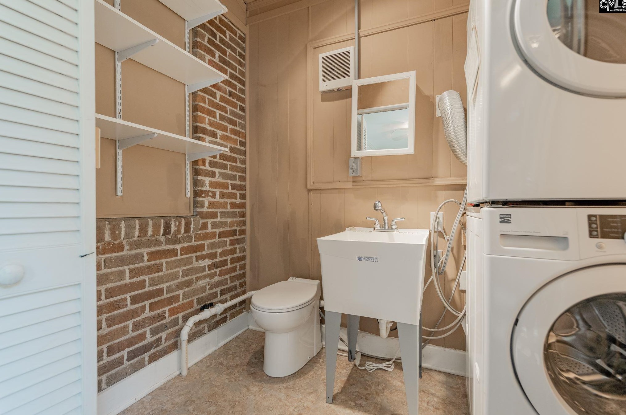 15 Holiday Cir, Columbia SC  29206-1020 exterior