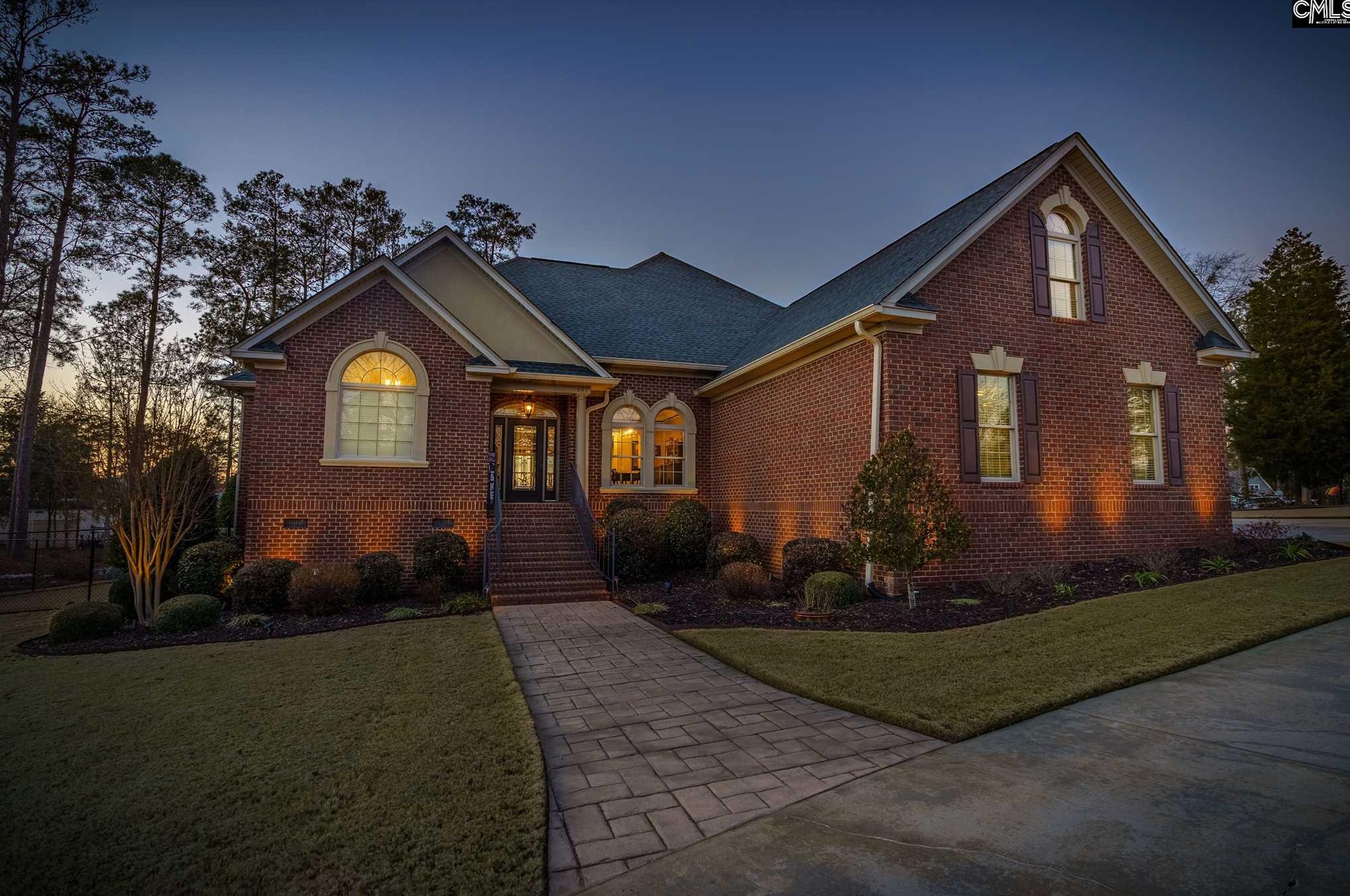 601 E Point Dr, Gilbert, SC 29054