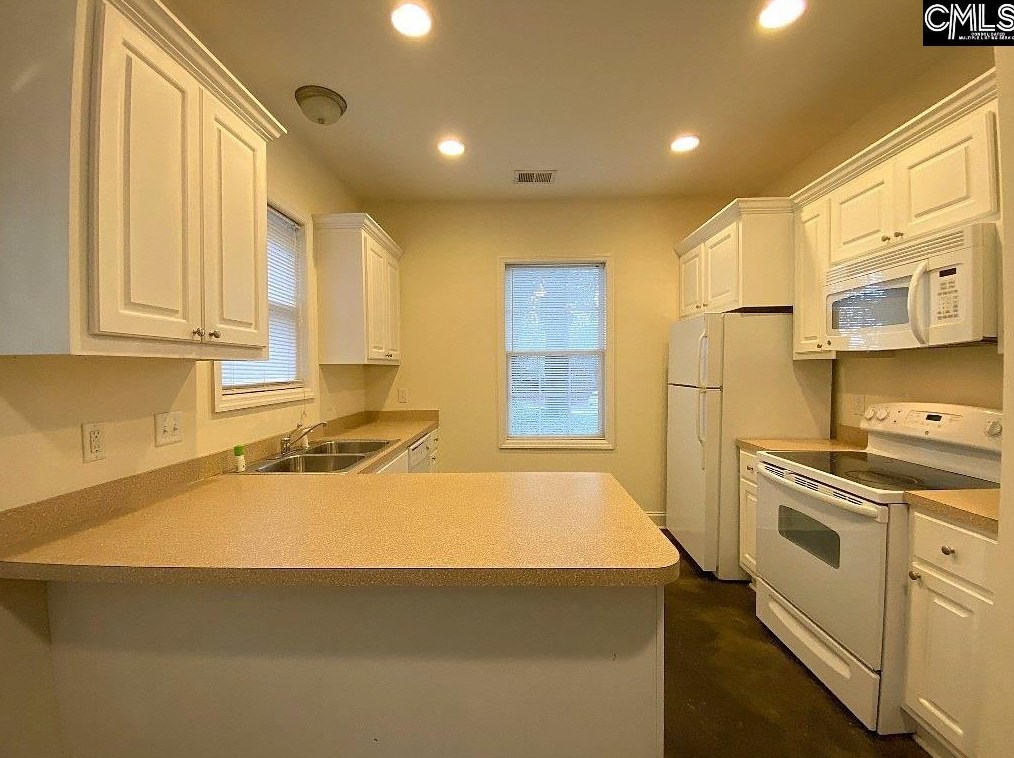 966 Texas St, Columbia, SC 29201