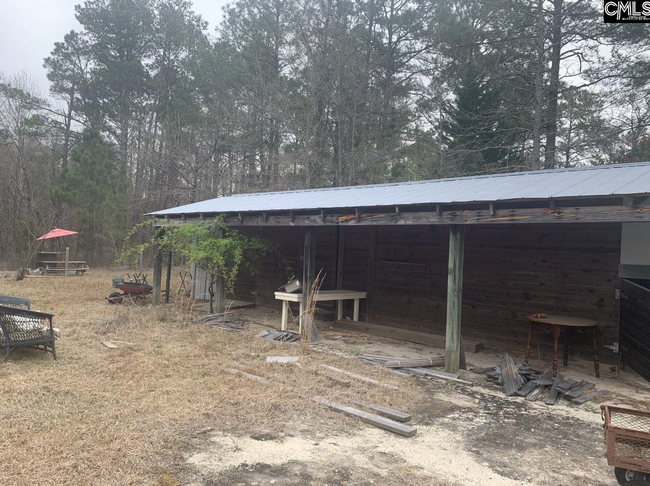 2462 Ridgeway Rd, Lugoff, SC 29078