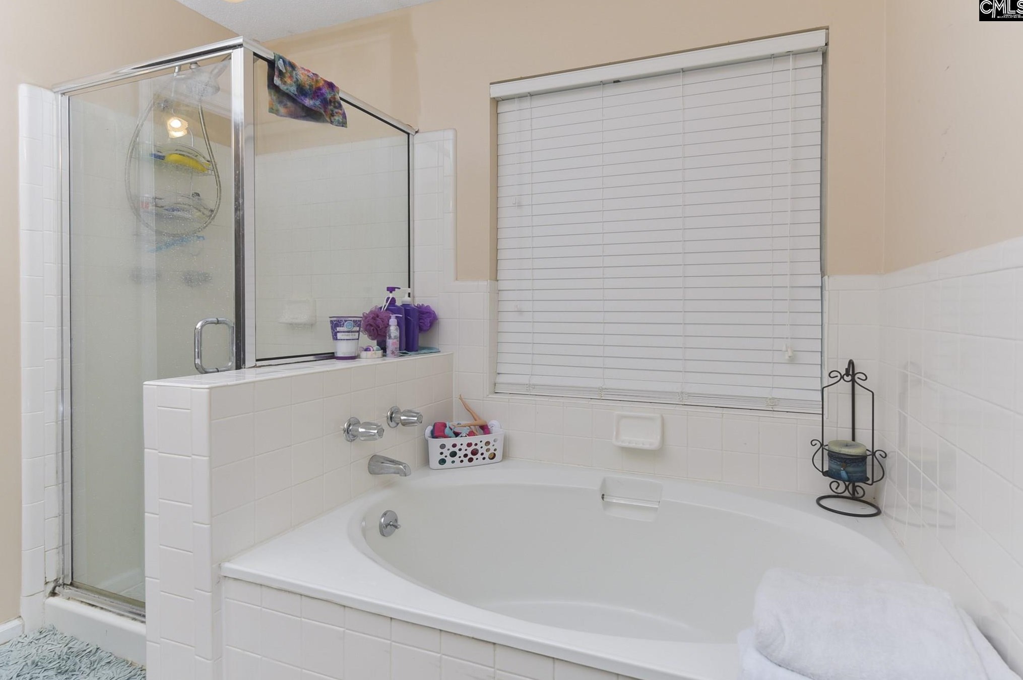 160 Chippenham Cir, Columbia SC 29210-3843 exterior