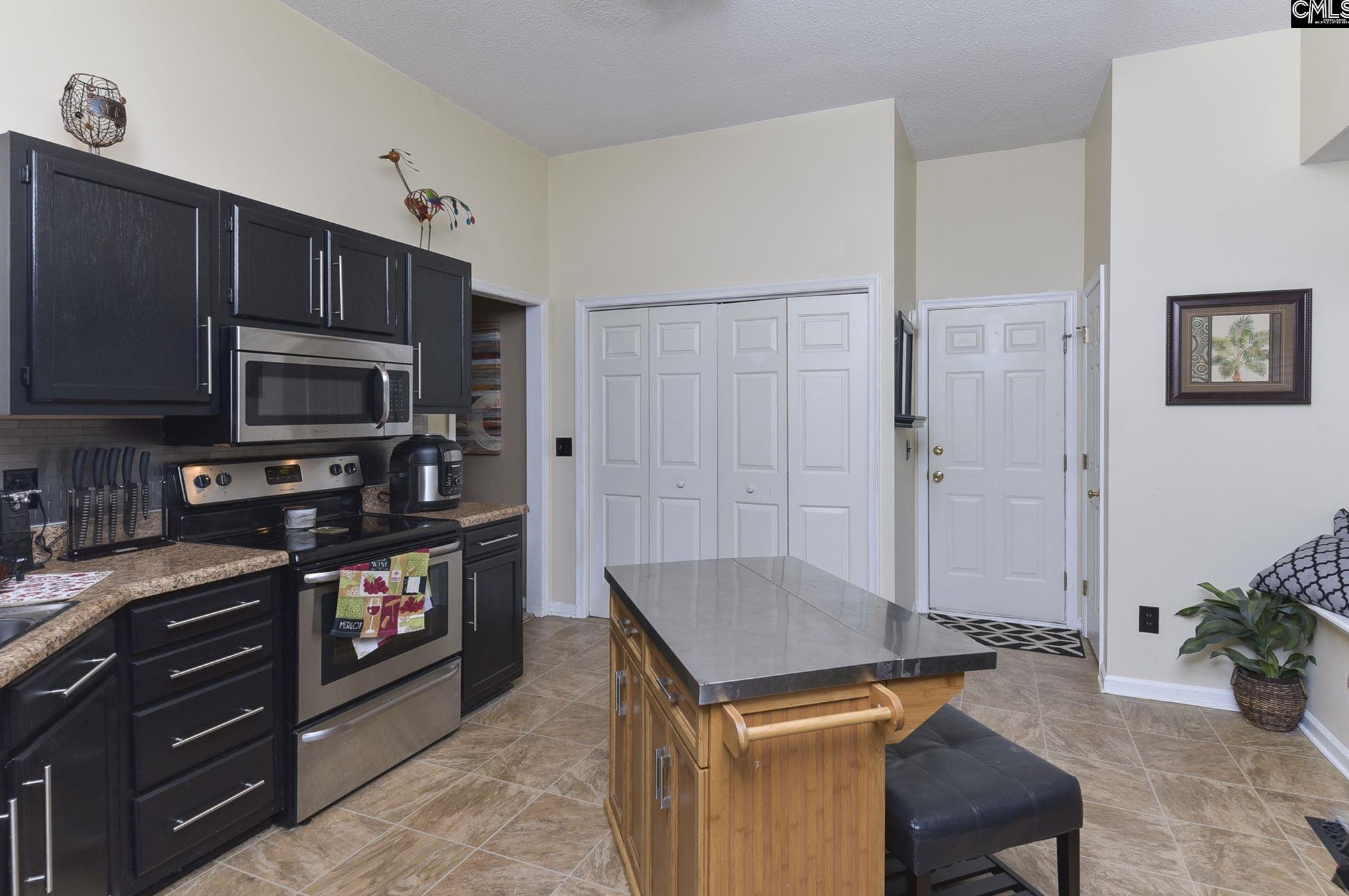 160 Chippenham Cir, Columbia SC 29210-3843 exterior