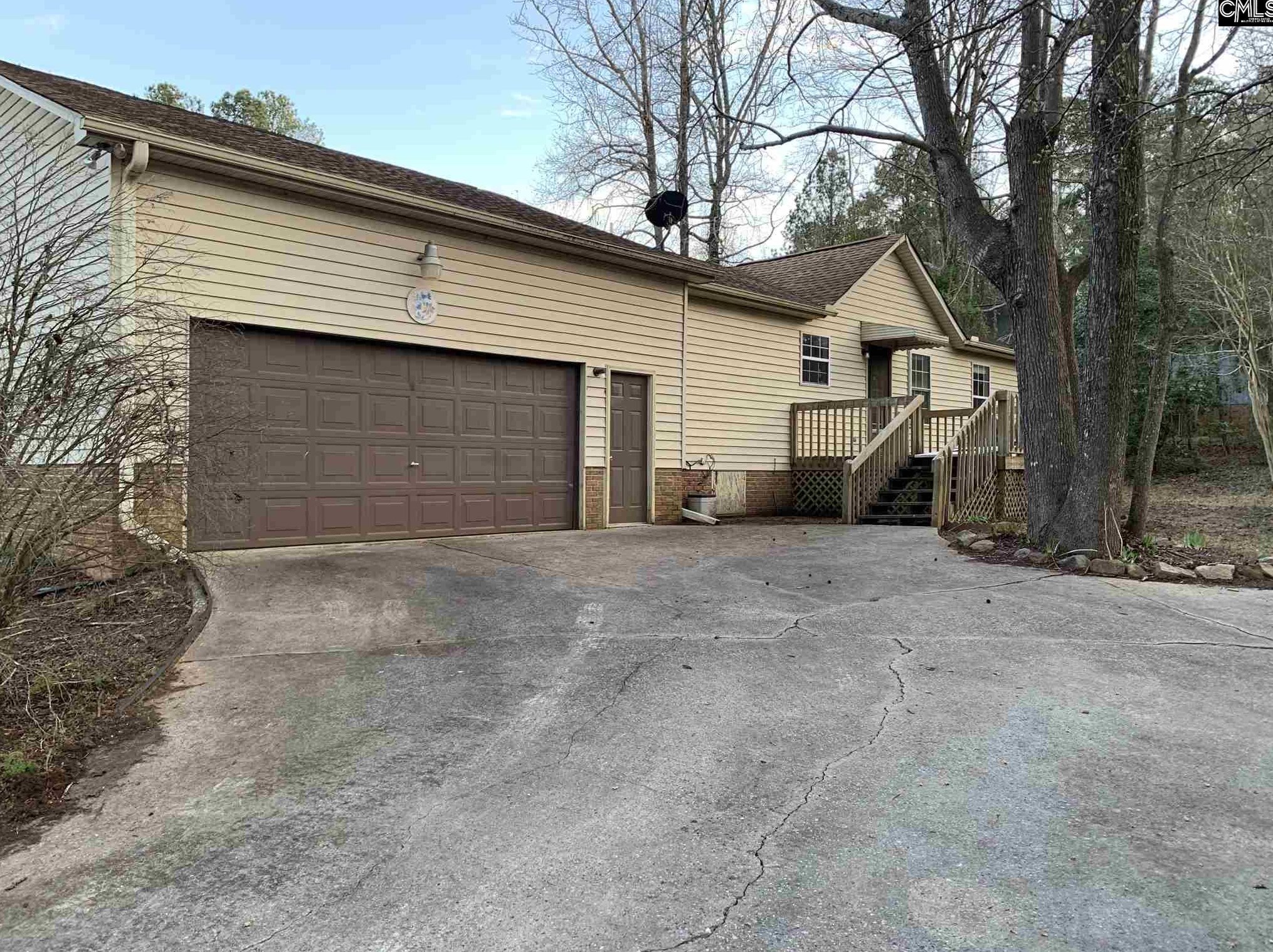 112 Woodbury Dr, Winnsboro Mills, SC 29180