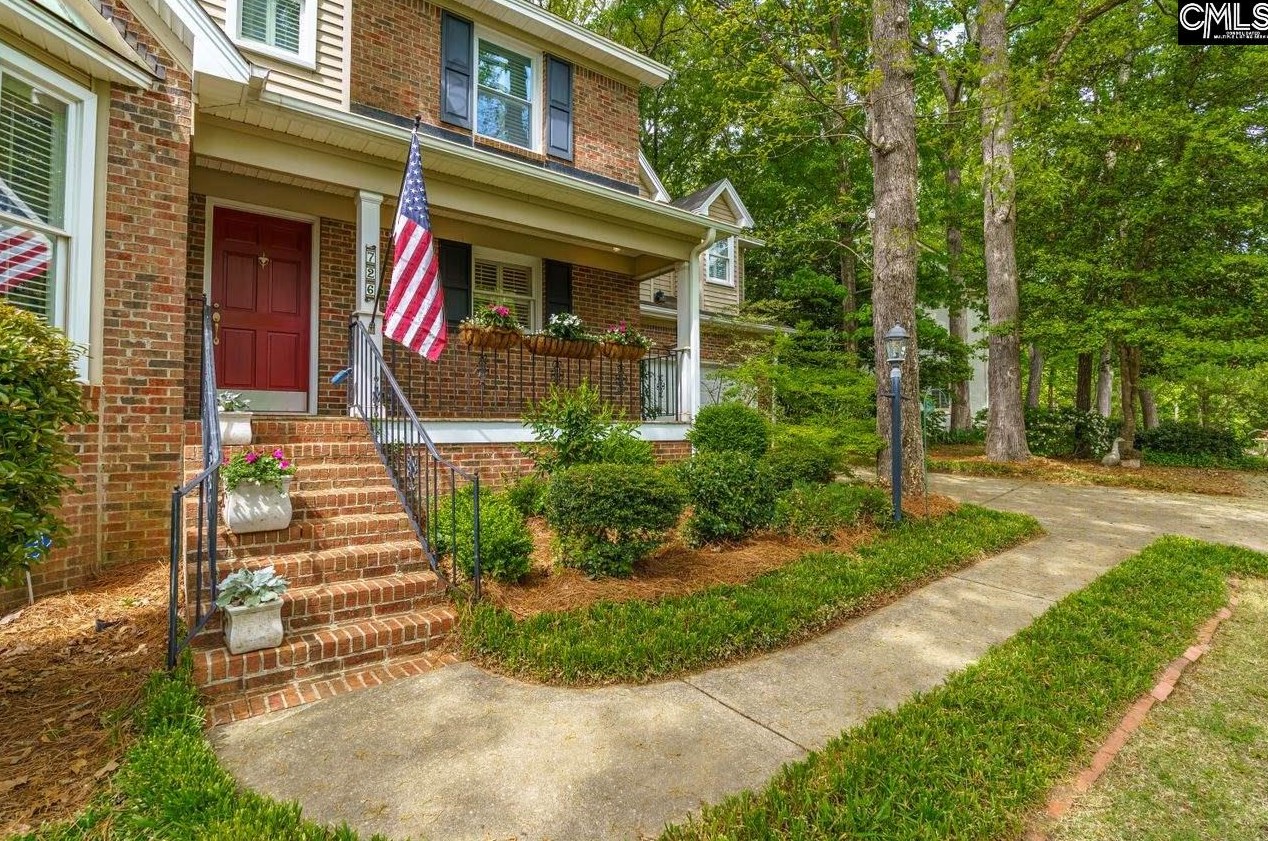 726 Carriage Lakes Dr, Lexington, SC 29072