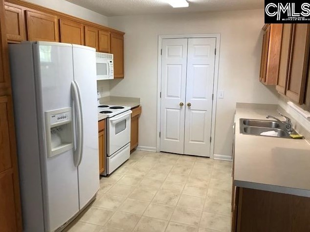 704 Wildlife Ln, Columbia, SC 29209